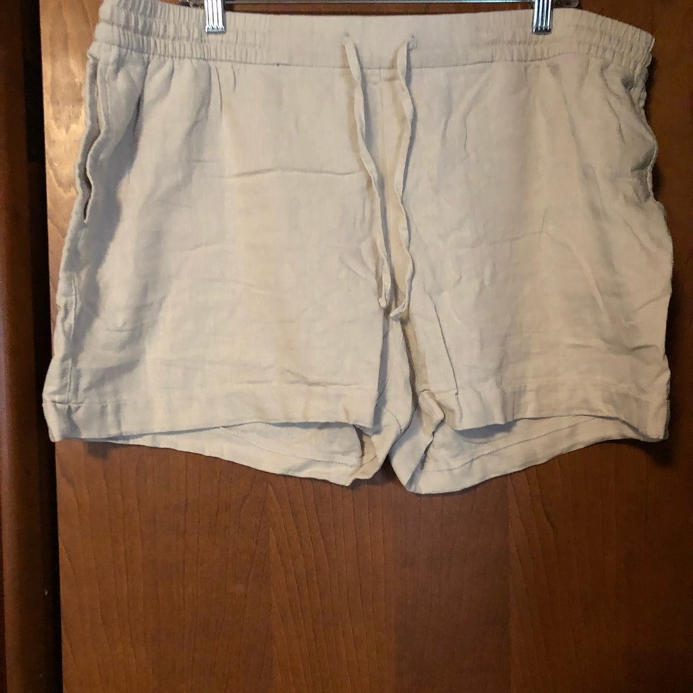 Khaki Colored Old Navy Linen Shorts
